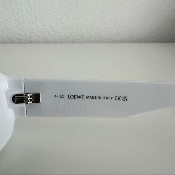 - NEW!!! Loewe Paula Ibiza sunglasses LW40033I 39E Authentic - Picture 7 of 8